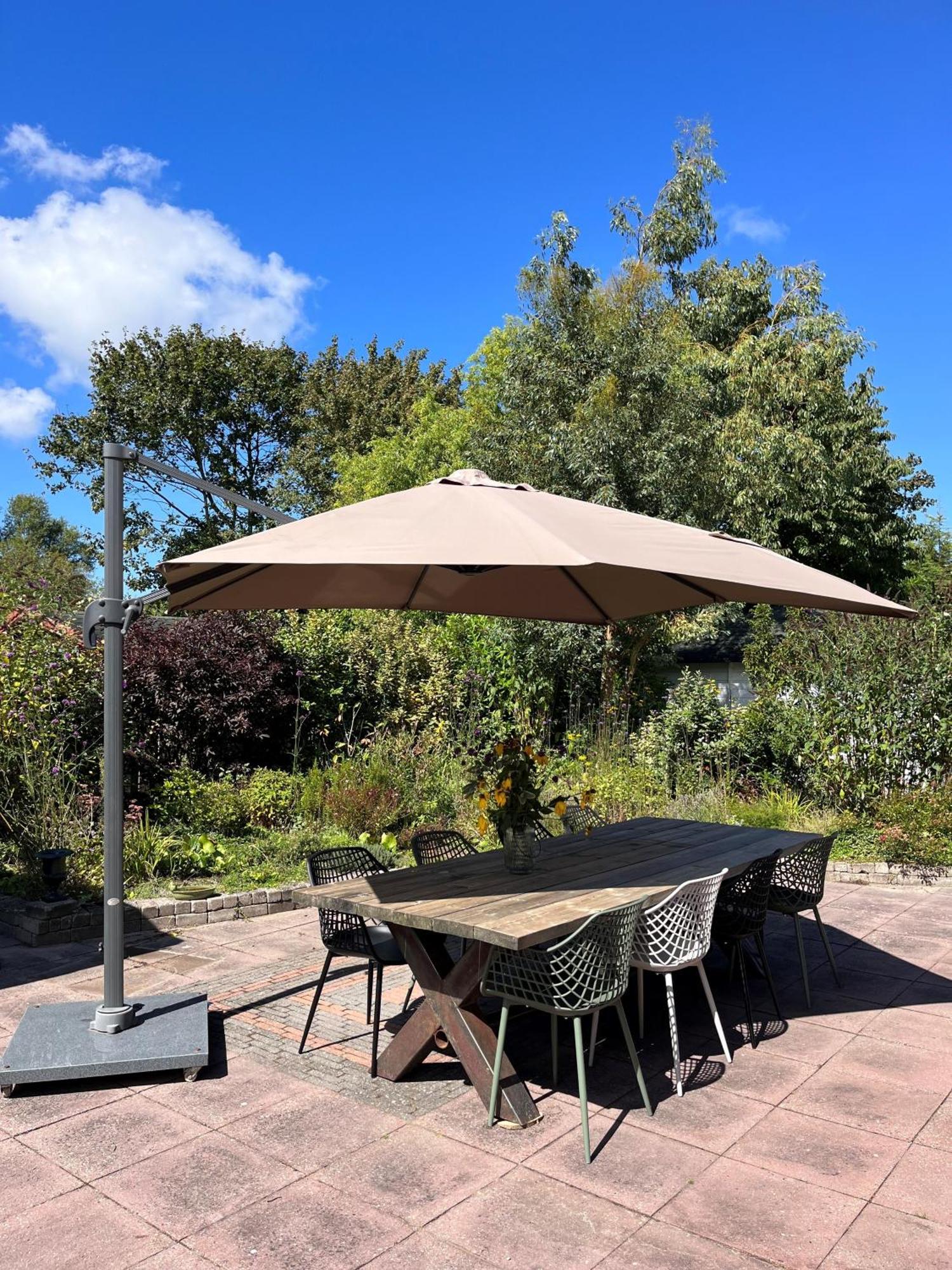 Cosy Vacation Home With Large Fenced Garden 브라위니서 외부 사진