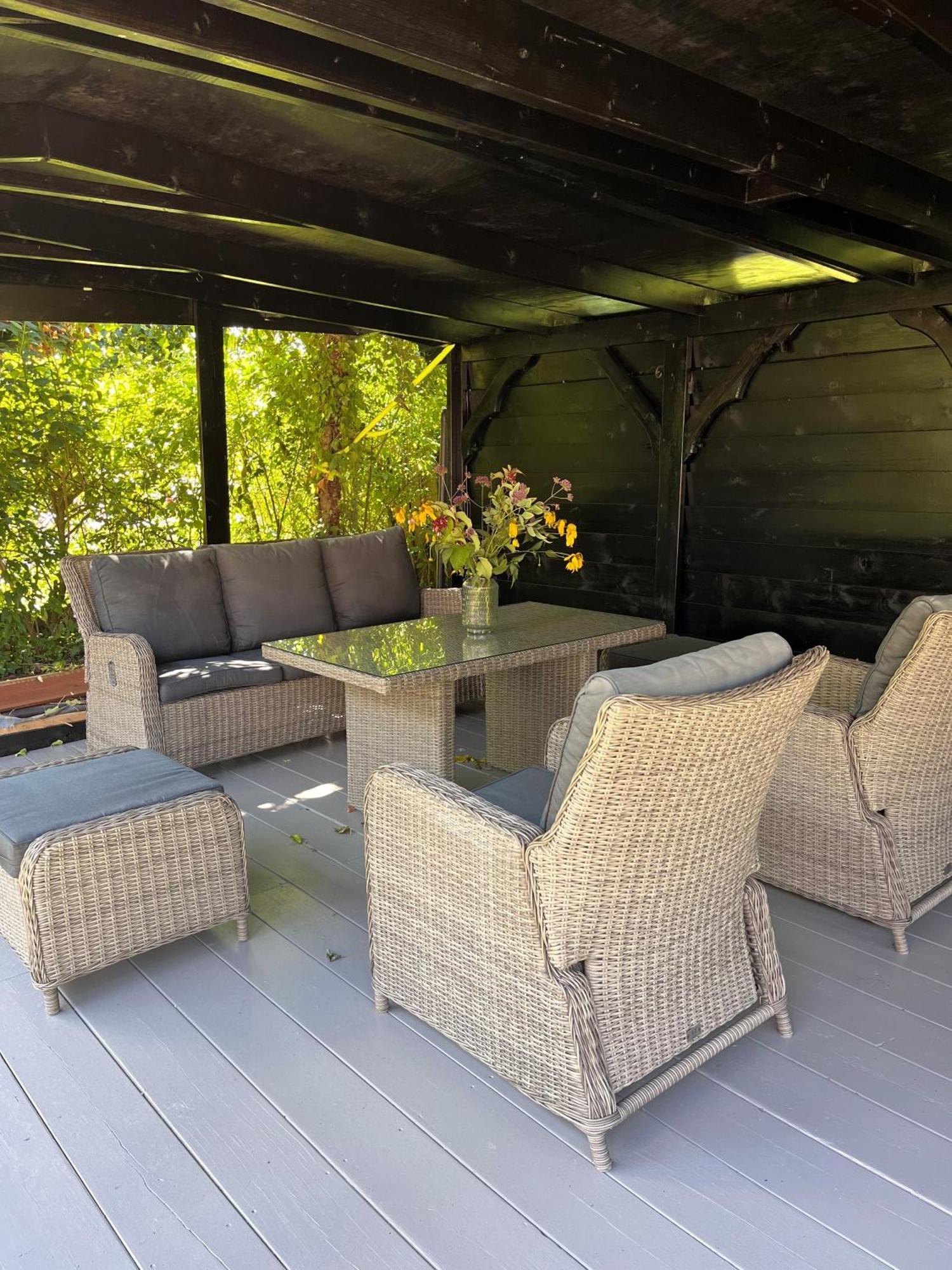 Cosy Vacation Home With Large Fenced Garden 브라위니서 외부 사진